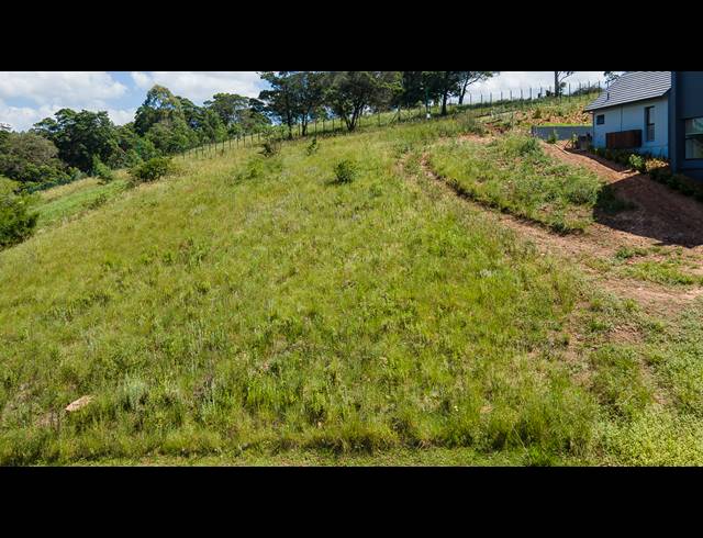925M² VACANT LAND FOR SALE IN COTSWOLD DOWNS GOLF & COUNTRY ESTATE